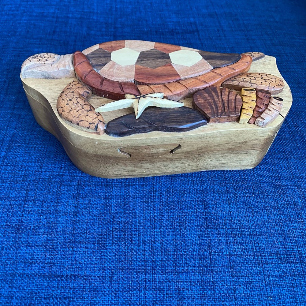 SEA TURTLE PUZZLE BOX. NEW from Ding Darling Wildlife Society